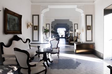 Lobby sitting area