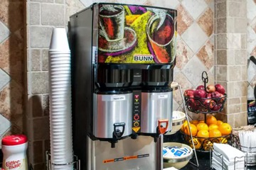 Breakfast/Coffee Service 35 of 40