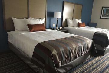 Room 16 of 40