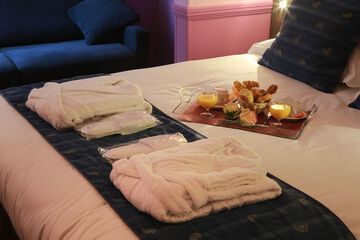 Room service - dining