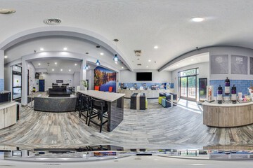 Hotel Interior 24 of 129