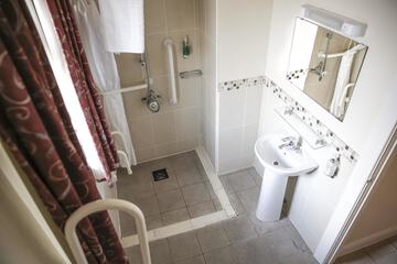 Bathroom shower