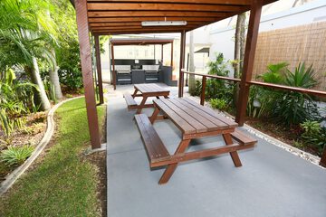 BBQ/picnic area