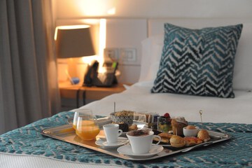 Room service - dining