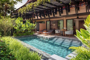 Private pool