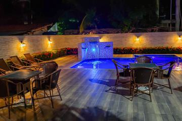 Sundeck