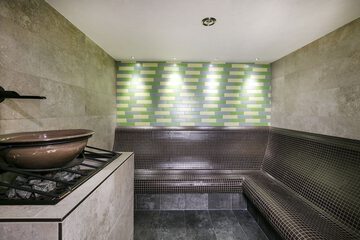 Steam room