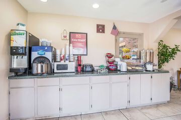 Breakfast/Coffee Service 18 of 18