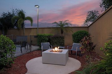 Terrace/Patio 36 of 37