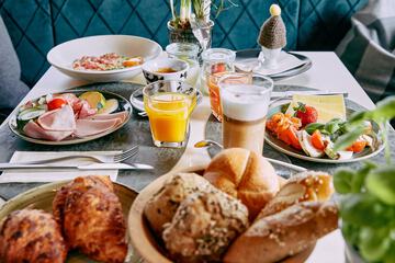 Breakfast meal