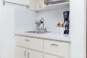 Private kitchenette