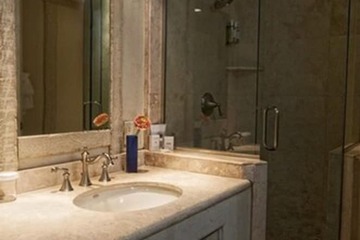 Bathroom shower