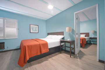Room 9 of 35