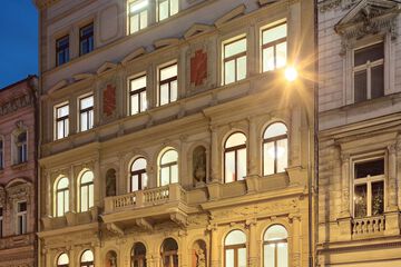 Front of property - evening/night