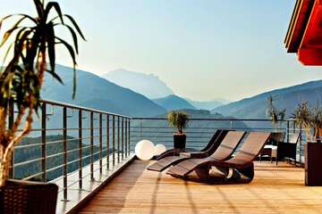 Sundeck