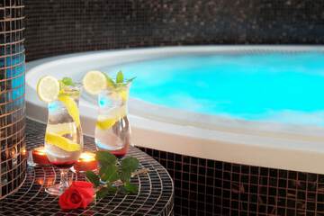 Indoor spa tub