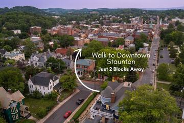 Hotel Interior 25 of 145