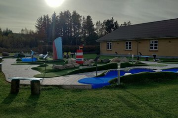 Mini-golf