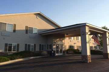 Hotel Exterior 36 of 38