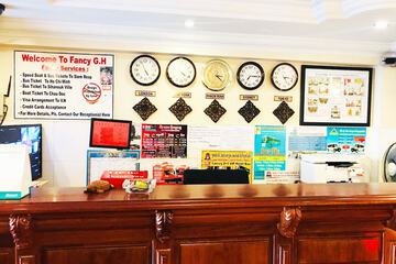 Check-in/check-out kiosk
