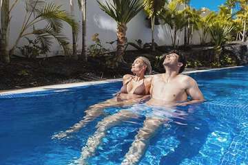 Private pool
