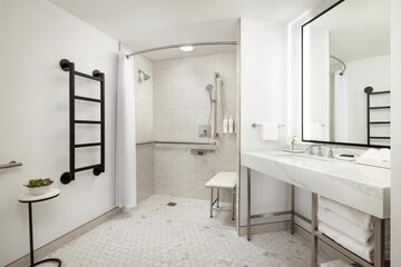 Bathroom shower