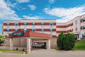 Four Points by Sheraton Milwaukee Airport