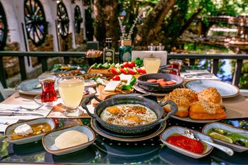 Breakfast meal