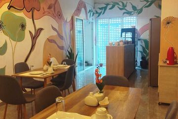 Coffee shop