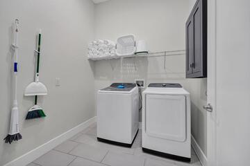 Photo 74