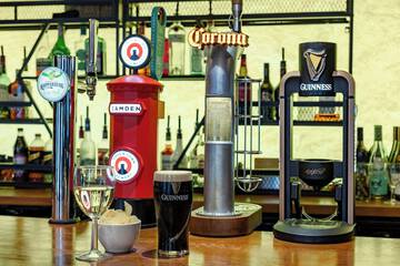 Sports bar
