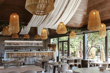 Poolside bar