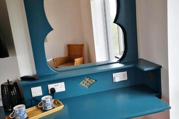 Photo 4