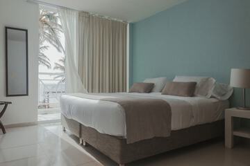 Beach/ocean view