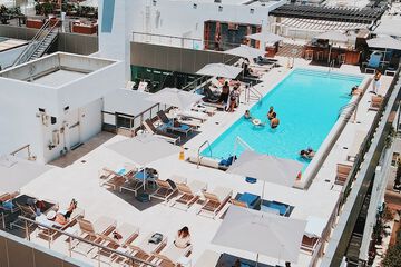 Rooftop pool