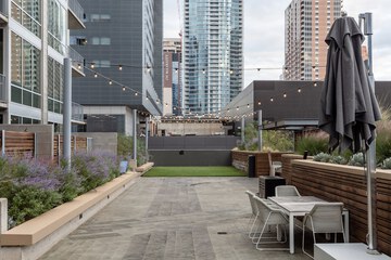 Pet-friendly amenities