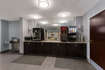 Breakfast/Coffee Service 27 of 30