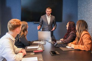 Meeting facility
