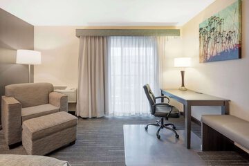 Room 25 of 51