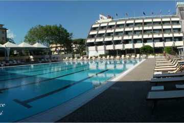 Sundeck