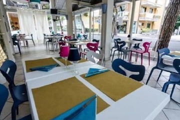 Food court