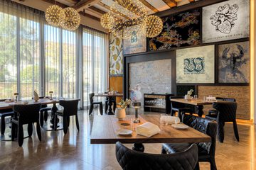 Breakfast area