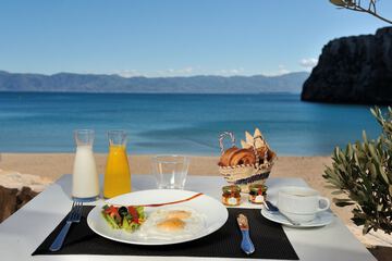Breakfast buffet