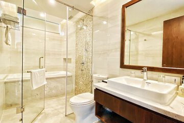 Bathroom shower
