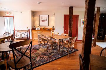 Breakfast area