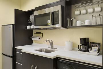 Private kitchenette