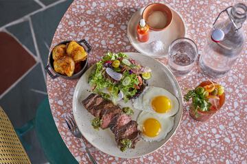 Breakfast meal