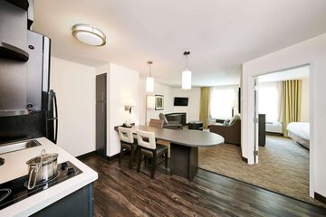 Room 16 of 24
