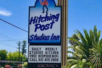 Hitching Post Studios Inn