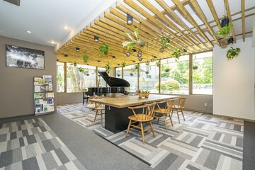 Lobby lounge